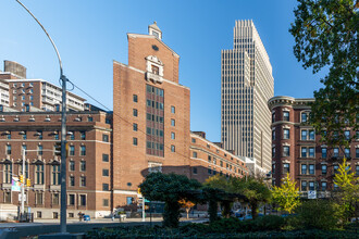 Vandewater in New York, NY - Foto de edificio - Building Photo