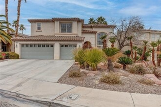 2500 Hacker Dr in Henderson, NV - Building Photo - Building Photo