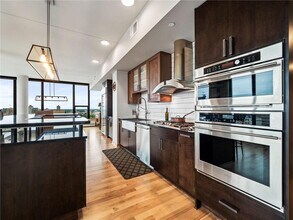 740 Portland Ave in Minneapolis, MN - Building Photo - Building Photo
