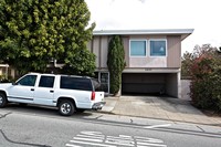 1217 W Hillsdale Blvd in San Mateo, CA - Foto de edificio - Building Photo