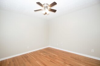 6030 Greenway Dr in Fayetteville, NC - Building Photo - Building Photo