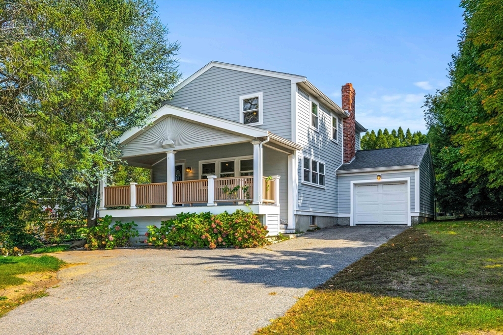 1146 Randolph Ave in Milton, MA - Building Photo