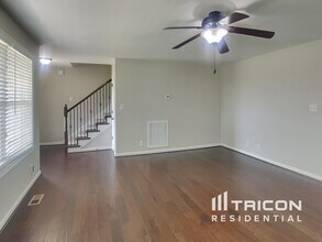 1073 Castlerock Dr in Clarksville, TN - Building Photo - Building Photo