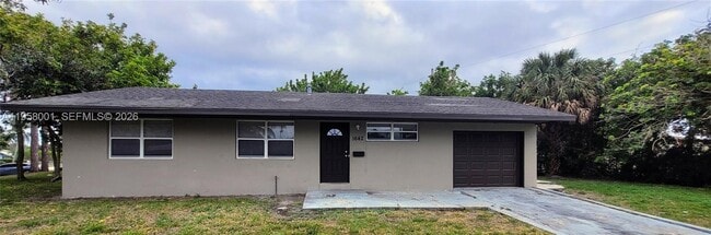 1642 44th St in West Palm Beach, FL - Building Photo - Building Photo