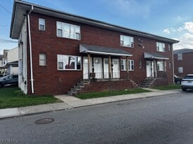 205-207 Carbon St in Paterson, NJ - Building Photo