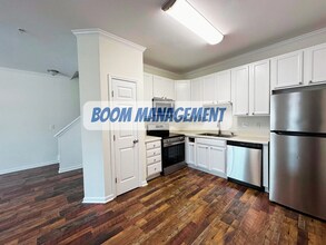 331 Gilman Ln in Raleigh, NC - Building Photo - Building Photo