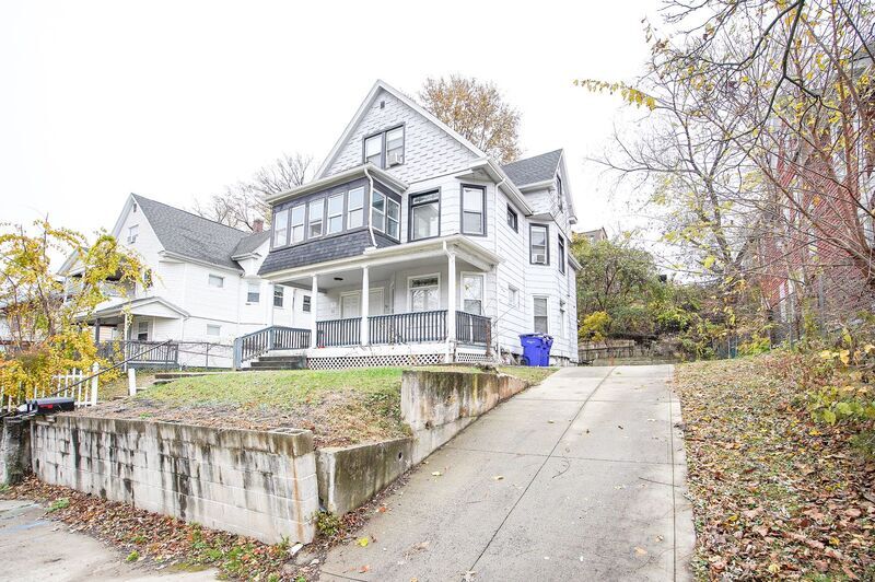 51-53 Leyfred Terrace in Springfield, MA - Building Photo