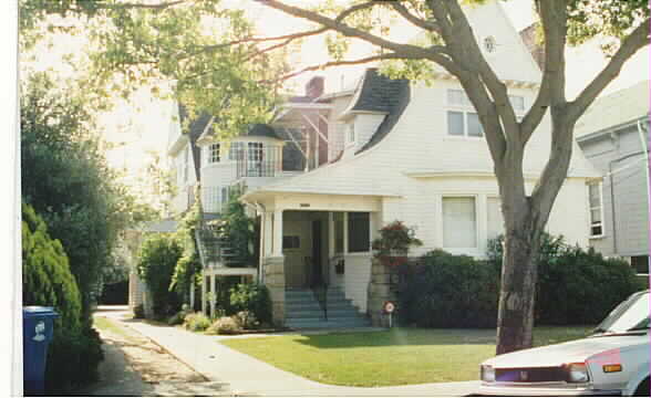 1535 Saint Charles St in Alameda, CA - Foto de edificio - Building Photo