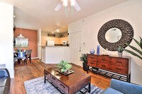Building Photo - Covington Park Apartments in Phoenix, Arizona