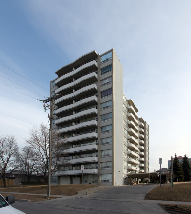 Marbella in Toronto, ON - Building Photo
