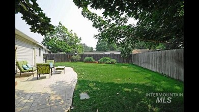3901 Stacy Dr in Boise, ID - Building Photo - Building Photo