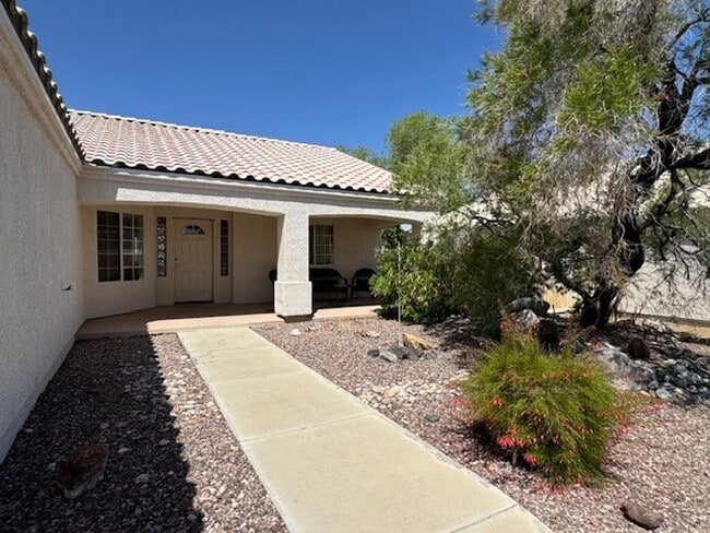 2308 Ryan Way in Bullhead City, AZ - Building Photo - Building Photo