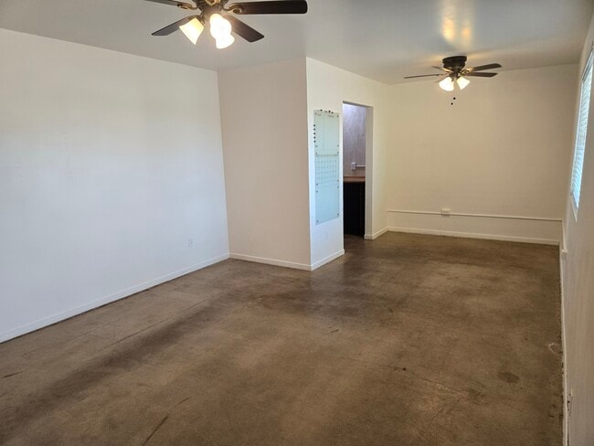 1537 W 1st Pl in Mesa, AZ - Building Photo - Building Photo