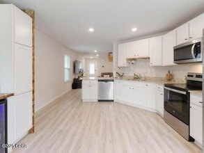 6702 Atkins Rd in Panama City, FL - Building Photo - Building Photo