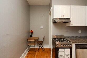 445 W Melrose St in Chicago, IL - Building Photo - Building Photo