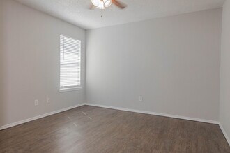 2409 87th St in Lubbock, TX - Building Photo - Building Photo