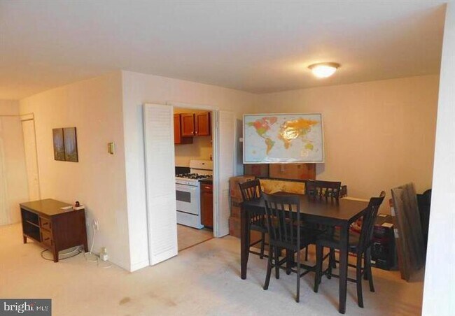 5565 Columbia Pike in Arlington, VA - Building Photo - Building Photo