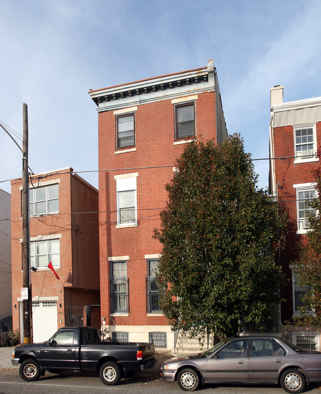 1402 E Moyamensing Ave in Philadelphia, PA - Foto de edificio - Building Photo