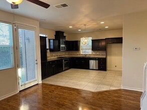 3240 W Illumination Dr in Fresno, CA - Building Photo - Building Photo