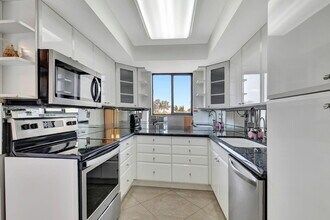 6372 La Costa Dr in Boca Raton, FL - Building Photo - Building Photo