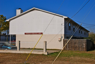 Hillcrest Apartments in Sanger, TX - Building Photo - Building Photo