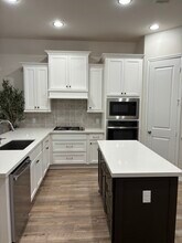 18522 Wolf Mountain Ln in Cypress, TX - Foto de edificio - Building Photo