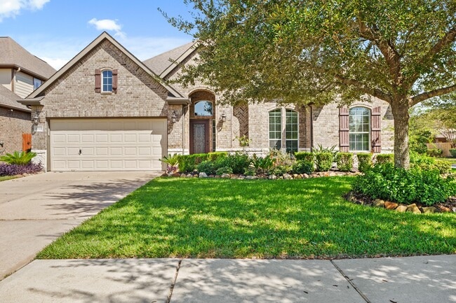 property at 4713 La Escalona Dr