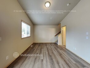 10504 56th Dr NE in Marysville, WA - Foto de edificio - Building Photo