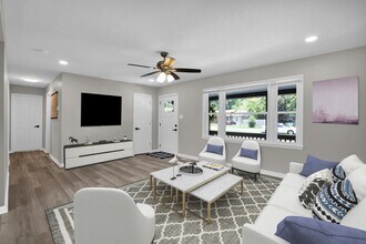 7001 Bronwyn St in Fayetteville, NC - Building Photo - Building Photo