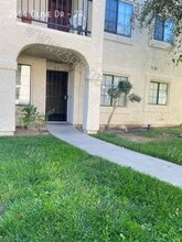 2554 Olive Dr in Palmdale, CA - Building Photo - Building Photo