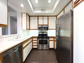 3100 Puesta Del Sol Ct in Corona, CA - Building Photo - Building Photo