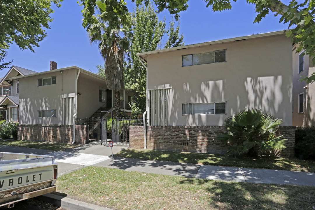 Parkside Apartments in Sacramento, CA - Foto de edificio