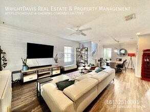 16112 Loneoak View Dr in Fish Hawk, FL - Building Photo - Building Photo