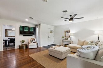 3049 Rotan Ln in Dallas, TX - Building Photo - Building Photo