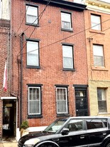 841 S 3rd St in Philadelphia, PA - Building Photo