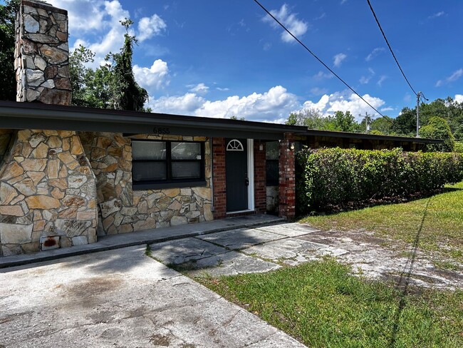 6855 Hafford Ln in Jacksonville, FL - Building Photo - Building Photo
