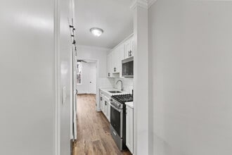 3027-35 John F. Kennedy Blvd in Jersey City, NJ - Building Photo - Building Photo