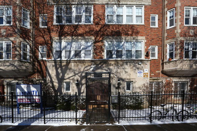 The Sherwin at Jarvis Square in Chicago, IL - Building Photo - Building Photo