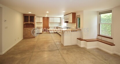 15 Bank St in San Anselmo, CA - Building Photo - Building Photo