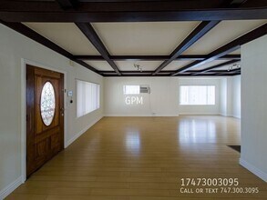 126 E Garfield Ave in Glendale, CA - Building Photo - Building Photo