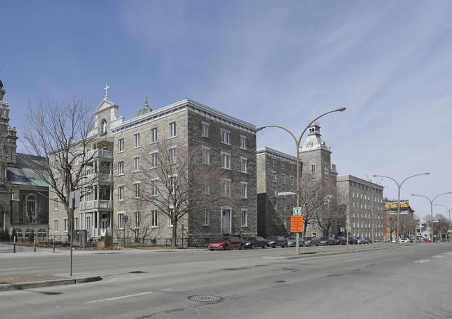 Providence St. Dominic in Montréal, QC - Building Photo - Primary Photo