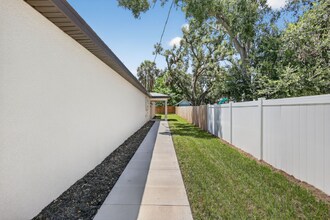 916 23rd St E in Bradenton, FL - Building Photo - Building Photo