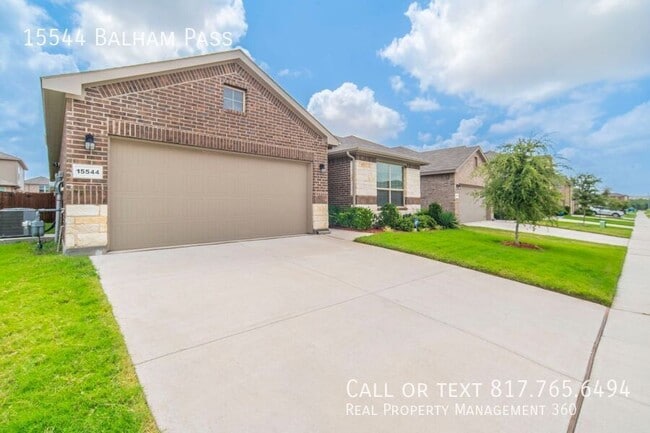 15544 Balham Pass in Justin, TX - Building Photo - Building Photo