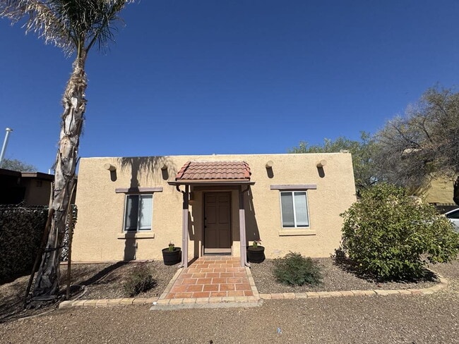 3025 N Olsen Ave in Tucson, AZ - Building Photo - Building Photo