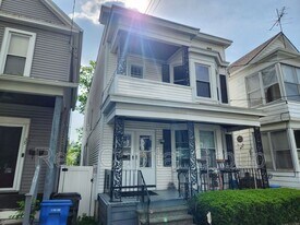 37 Hurlbut St in Albany, NY - Building Photo