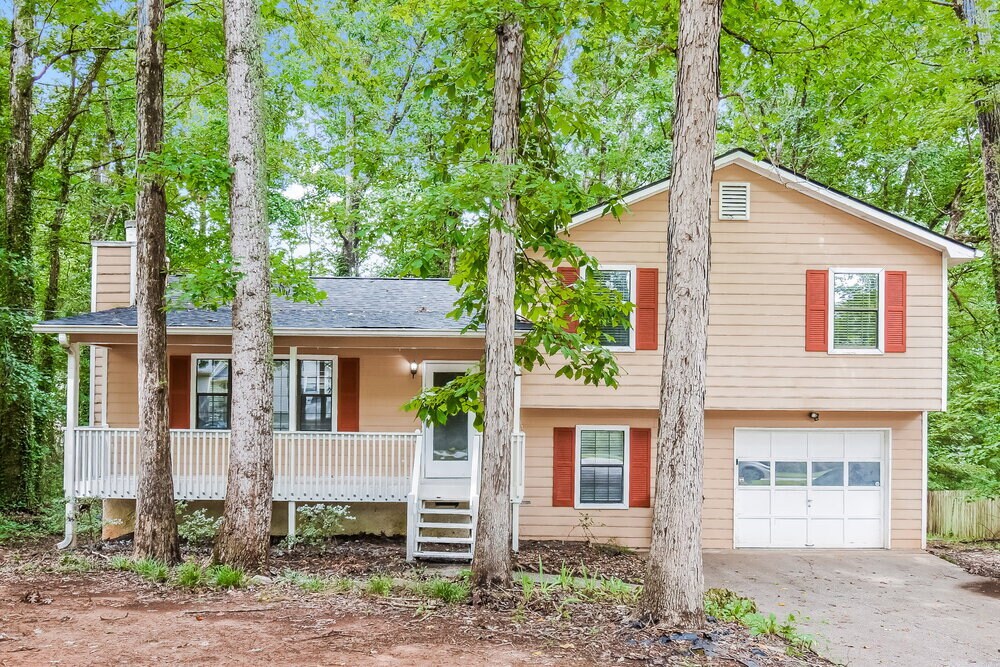 4710 Spring Gate Dr in Powder Springs, GA - Building Photo