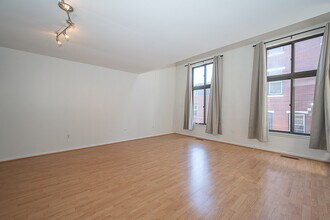 765 N Ringgold St, Unit B in Philadelphia, PA - Building Photo - Building Photo