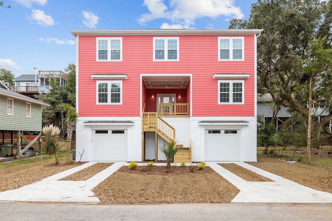 5603 Sound Dr in Emerald Isle, NC - Building Photo