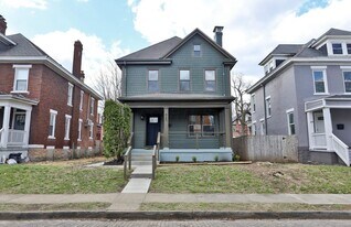 423 Stoddart Ave in Columbus, OH - Building Photo