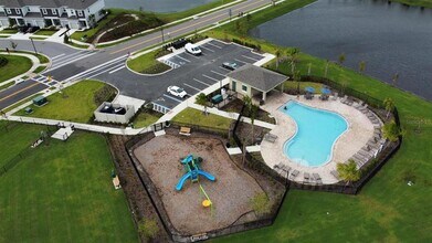 3140 Skyline Lp in Kissimmee, FL - Building Photo - Building Photo